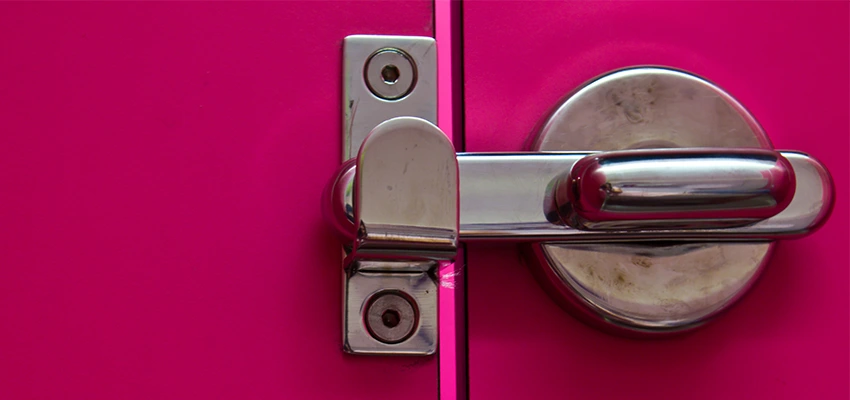 Childproof Gate Lock in Pinellas Park, Florida