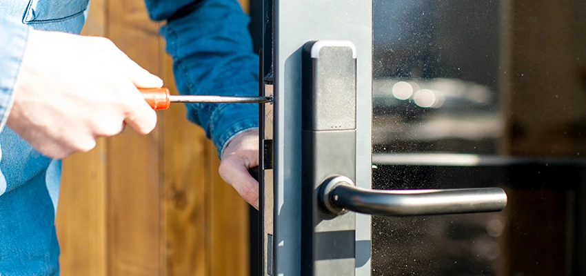 Aluminium Door Lock Replacement in Pinellas Park, Florida