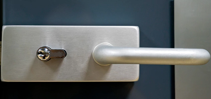 Change Patio Door Locks in Pinellas Park, Florida