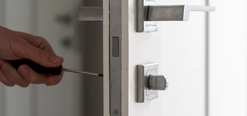 Key Programming Locksmith Open Now in Pinellas Park, Florida